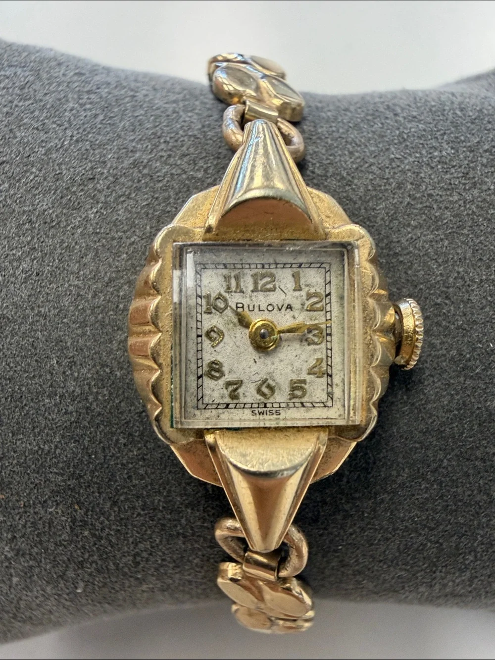 Vintage Bulova 1/20 10k Gold Filled
